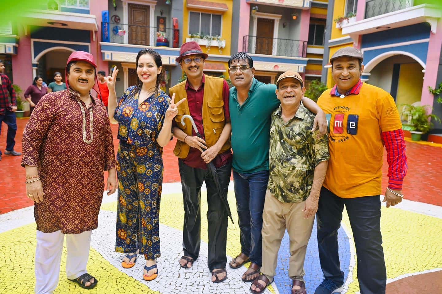 Tmkoc: मुनमुन दत्ता उर्फ बबीता जी ने शो के 15 साल पुरे होने पर शेयर की खास तसवीर, देखें तस्वीरें 22993