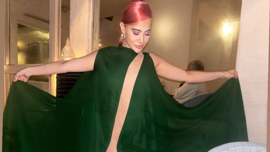 आधे-अधूरे कपड़ों से Urfi Javed ने फिर उड़ाई यूजर्स की नींदें