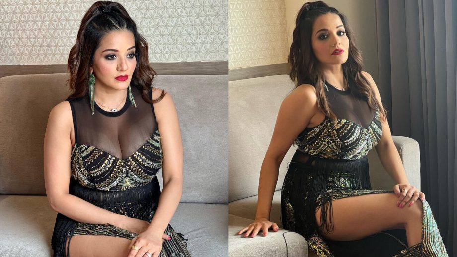 भोजपुरी क्विन मोनालिसा के बदन पर चमका जंपसूट, चमचमाती ड्रेस से फैंस की निगाहें थमीं भोजपुरी क्विन मोनालिसा के बदन पर चमका जंपसूट, चमचमाती ड्रेस से फैंस की निगाहें थमीं