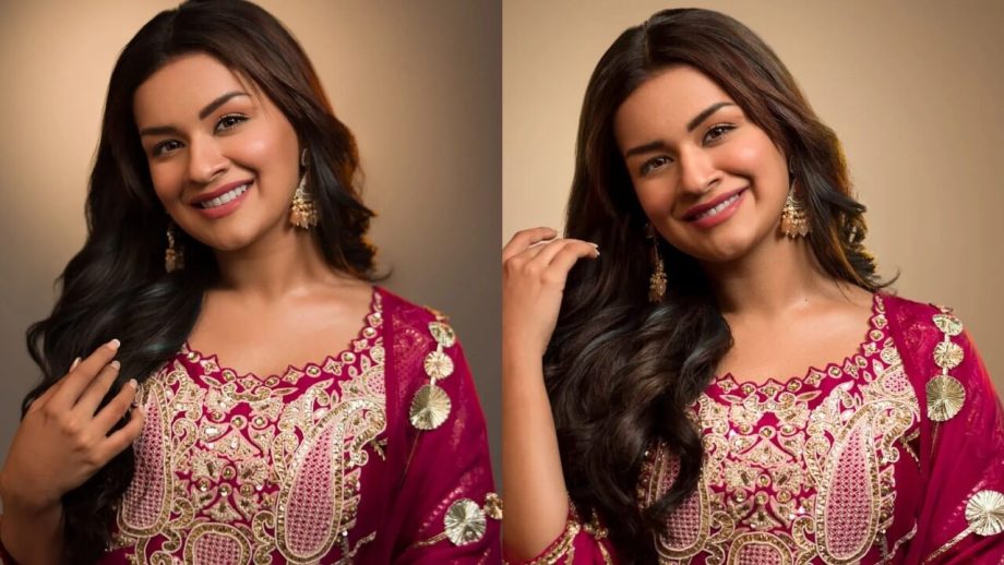 Avneet Kaur ने अपनाया एथनिक अवतार, फैंस को आया पसंद