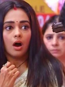 Kumkum Bhagya: Prachi dodges the goons