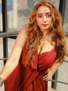 रानी चटर्जी के इन वेस्टर्न लुक्स से आपको हो जाएगा प्यार!