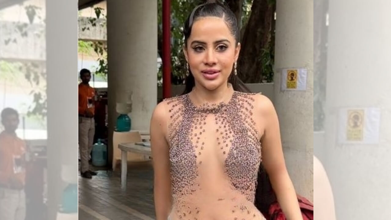 उर्फी जावेद के अनोखे फैशन पर टिकी जनता की निगाहें