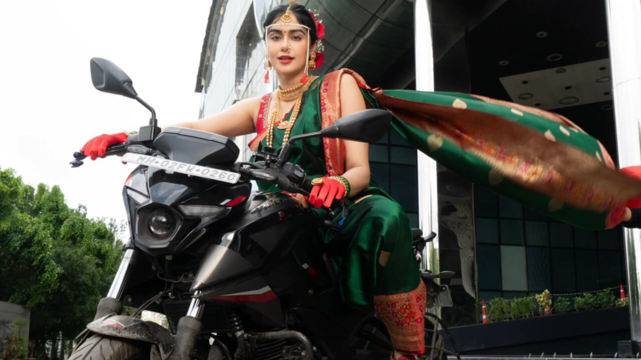 दुल्हन बनी ‘द केरला स्टोरी’ फेम Adah Sharma, बाइक के साथ दिया पोज़