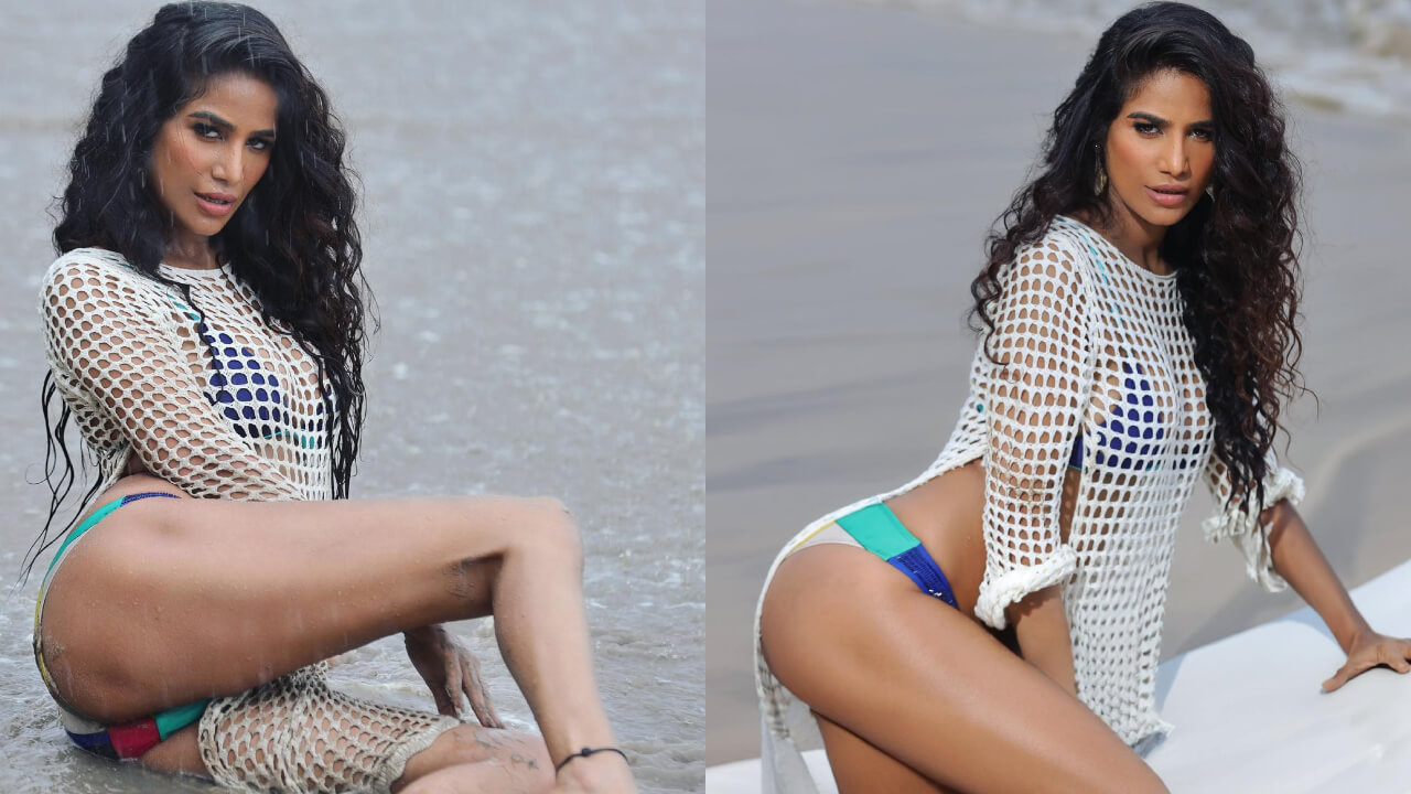 पूनम पांडे की हॉटनेस से फैंस को आया पसीना, पानी में बिकनी लुक द्वारा मचाई तबाही