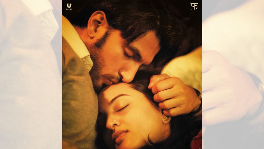 रणवीर सिंह ने ‘लुटेरा’ के 10 साल पूरे होने का मनाया जश्न, सेट से शेयर की कुछ बीटीएस पिक्चर्स रणवीर सिंह ने ‘लुटेरा’ के 10 साल पूरे होने का मनाया जश्न, सेट से शेयर की कुछ बीटीएस पिक्चर्स