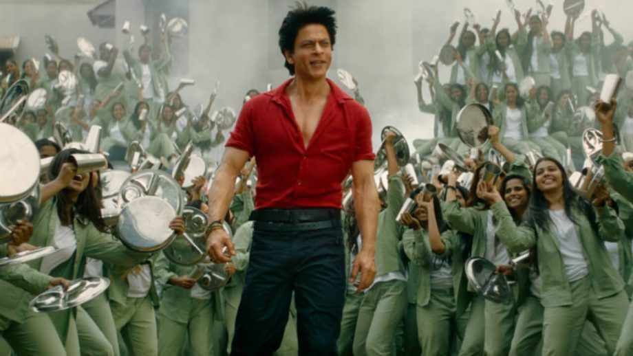 शाहरुख खान ने ‘जवान’ के गानों पर फैन्स को दिया एक हिंट, कहा- फराह खान, वैभवी मर्चेंट और सोभी इस पर कड़ी मेहनत कर रहे हैं