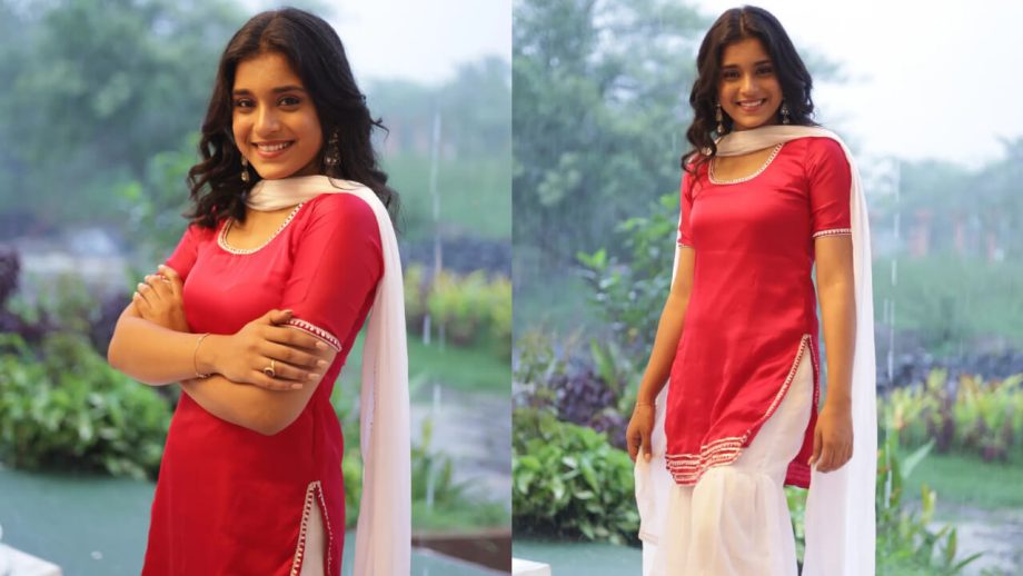 ट्रेडिशनल रंग में रंगी Bigg Boss फेम Sumbul Touqeer Khan, तस्वीरें देख फैंस हुए दीवाने