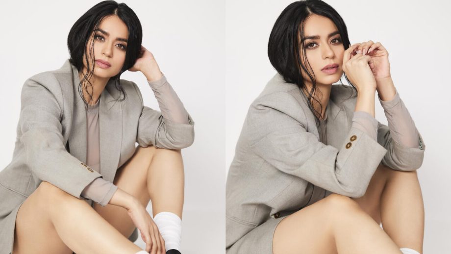 बिग बॉस गर्ल सौंदर्या शर्मा की नई तस्वीर से फैंस हुए मदहोश, देखें तस्वीरें बिग बॉस गर्ल सौंदर्या शर्मा की नई तस्वीर से फैंस हुए मदहोश, देखें तस्वीरें