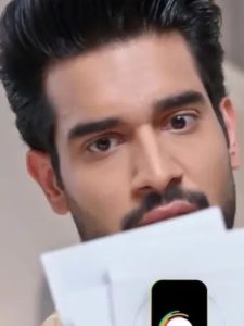 Kumkum Bhagya: अक्षय के हाथ लगीं रणबीर और प्राची की शादी की तस्वीरें