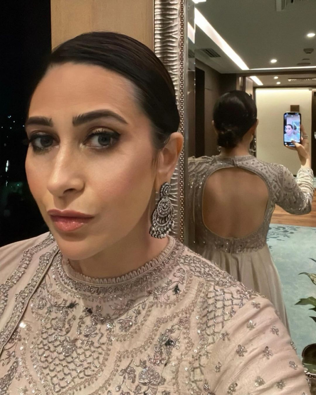 49 की उम्र कहर ढा रही है Karishma Kapoor, अनारकली से किया फैंस को प्रभावित 30845