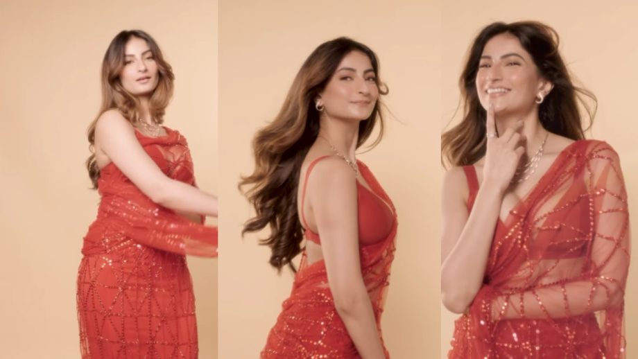 जालीदार साड़ी में जलवे बिखेर रही है पलक तिवारी,‌ देखें वीडियो