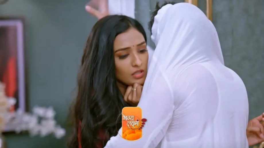 Bhagya Lakshmi Spoiler: ऋषि के बाहों में समाई लक्ष्मी, दोनों के बीच बना रोमांटिक मोमेंट