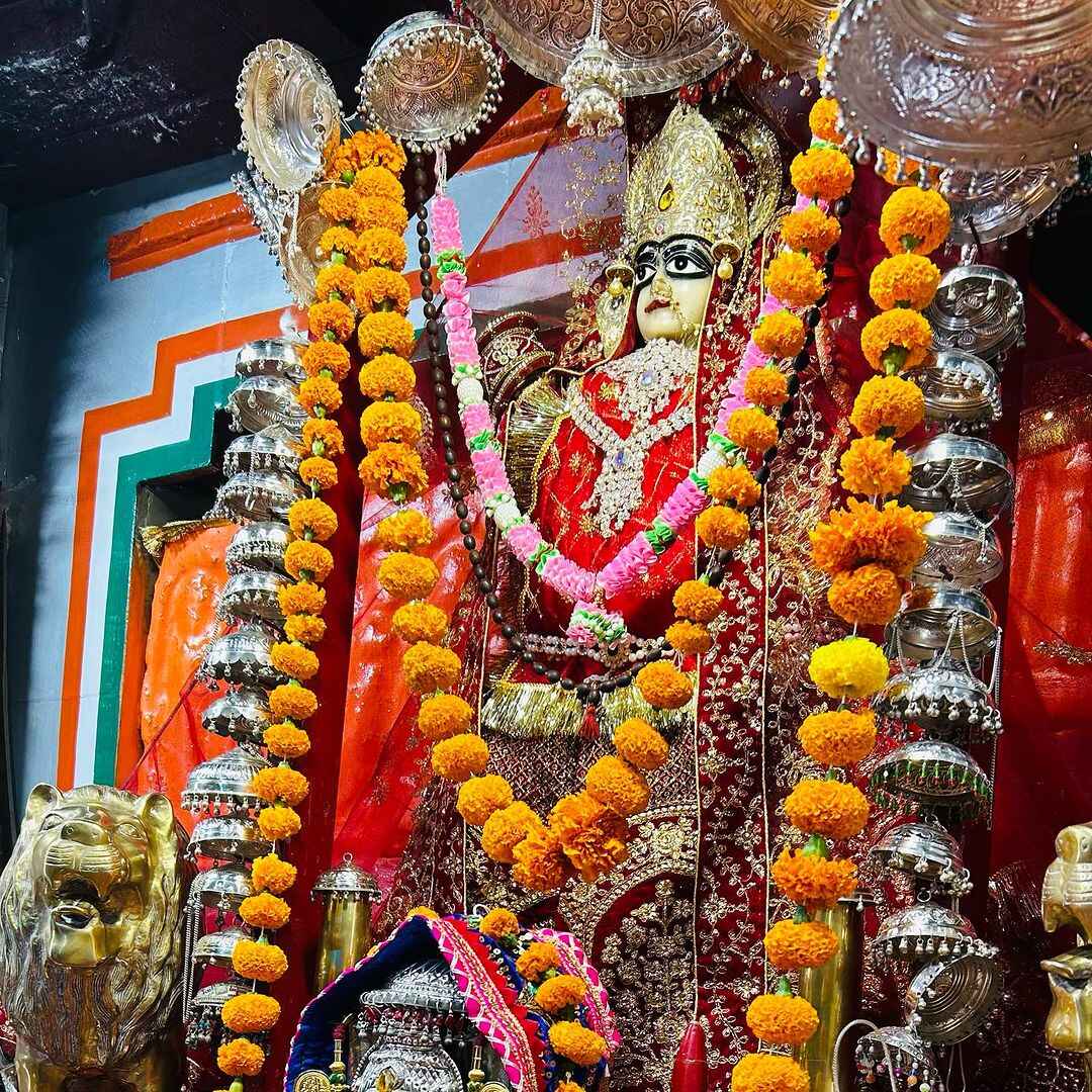 परिवार के साथ राजस्थान के इस किल्ले में छुट्टियां मनाती नजर आई साइना नेहवाल 29477