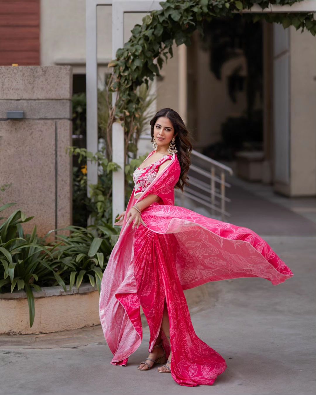 बालिका वधु फेम अविका गौर ने स्टाइलिश लुक से उड़ाई फैंस की नींद, स्कर्ट- टॉप में दिखा हुस्न 33597