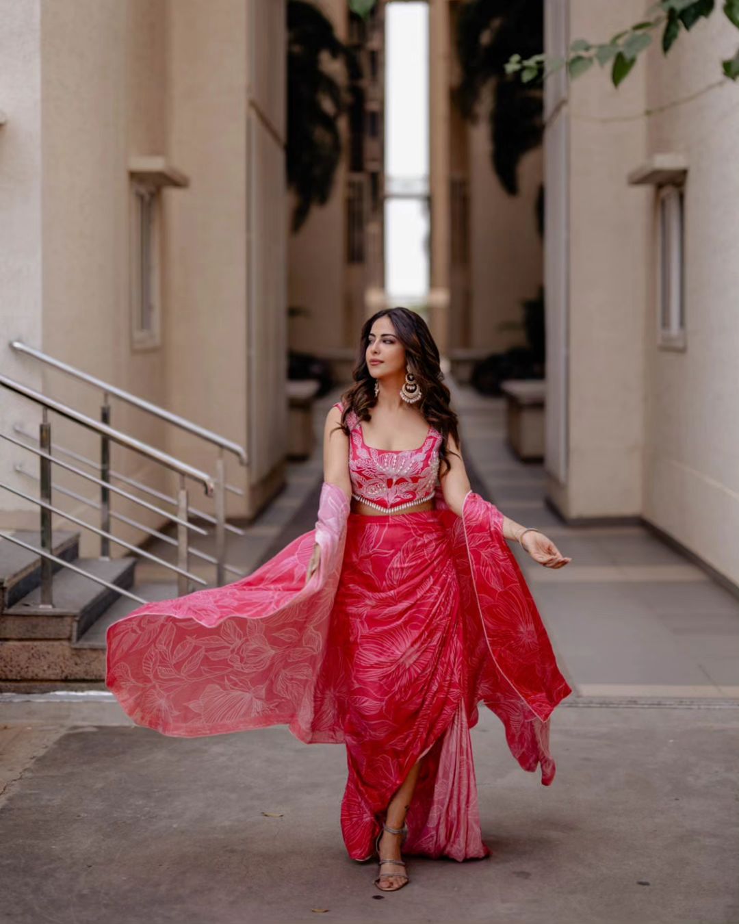 बालिका वधु फेम अविका गौर ने स्टाइलिश लुक से उड़ाई फैंस की नींद, स्कर्ट- टॉप में दिखा हुस्न 33596