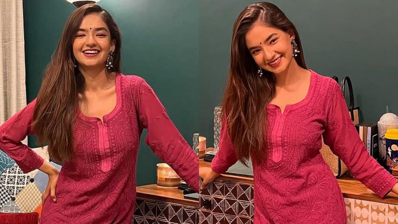 अनुष्का सेन की नटखट अदाओं ने सभी की बढ़ाई धड़कनें, कातिलाना पोज़ से ढाया सितम