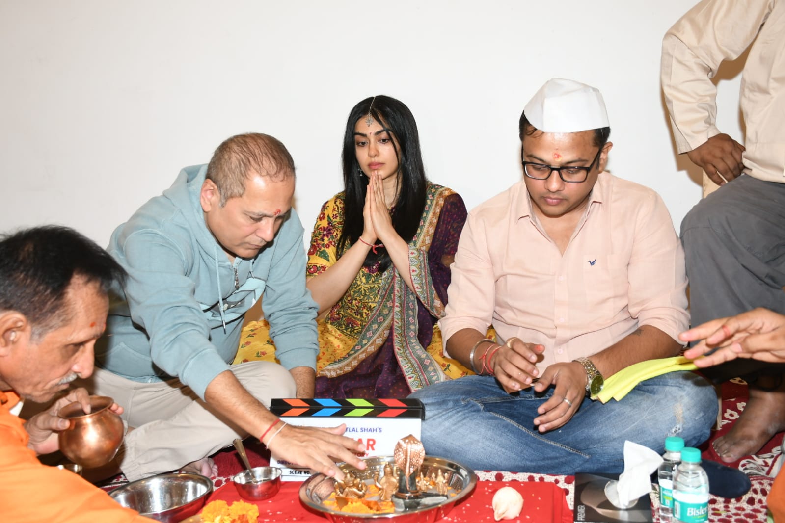 'द केरल स्टोरी' तिकड़ी विपुल अमृतलाल शाह, सुदीप्तो सेन और अदा शर्मा ने अपनी अगली फिल्म 'बस्तर: द नक्सल स्टोरी' की शूटिंग की शुरू 33241