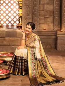 साड़ी में हुर परी लगती है राशि खन्ना, देखे सबूत