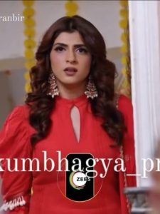 Kumkum Bhagya: रणबीर ने प्राची को किया किस, मिहिका हुई आग- बबुला