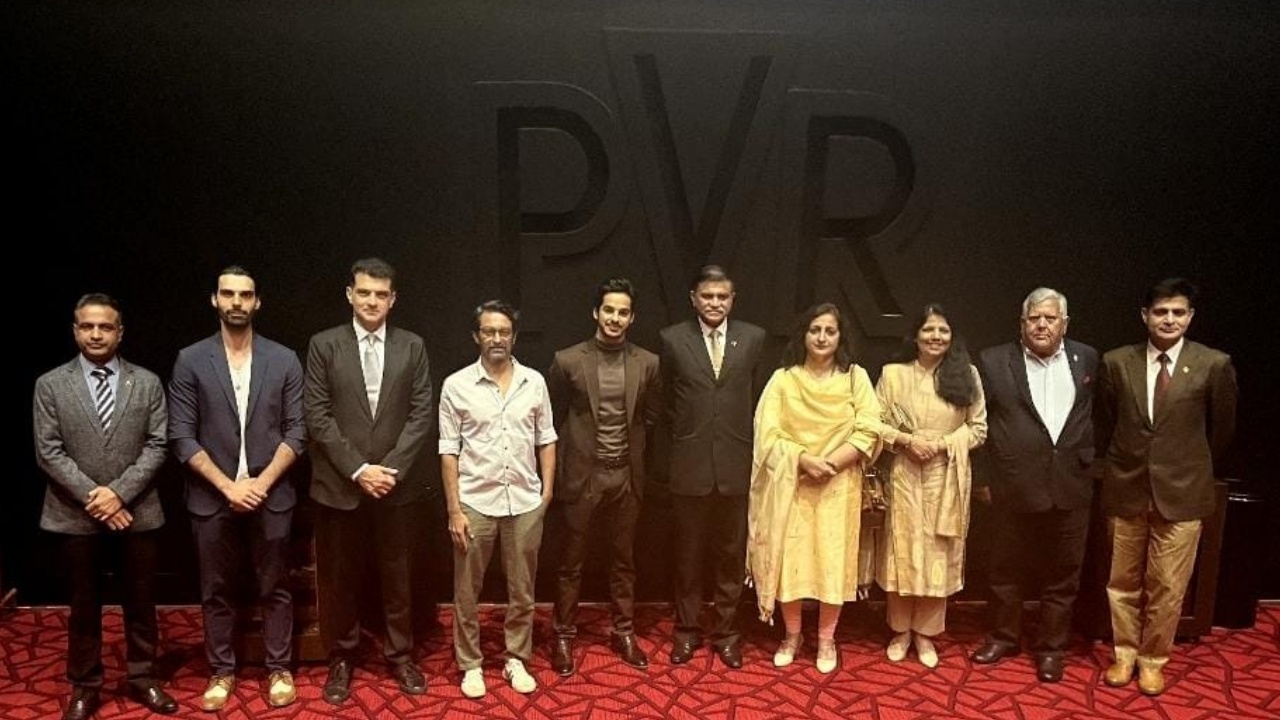 सीनियर आर्मी ऑफिसर्स के लिए दिल्ली में आयोजित की गई फिल्म पिप्पा की स्पेशल स्क्रीनिंग