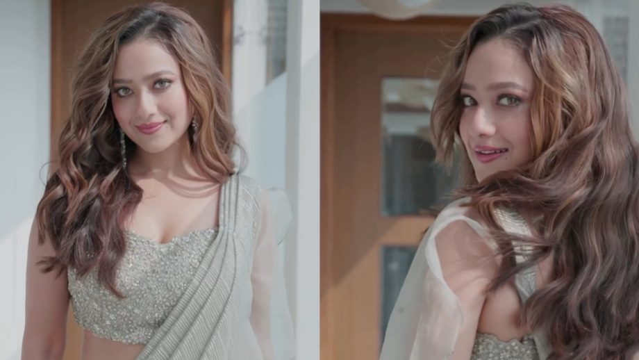 अनुपमा फेम मदालसा शर्मा की नशीली आंखों ने चुराया फैंस का दिल, साड़ी में बिखेरा जलवा