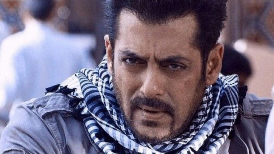 टाइगर 3 अपनी रिलीज के लिए है पूरी तरह से तैयार! वीडियो में टाइगर के रूप में सलमान खान का एक्शन अवतार है बेहद दिलचस्प!