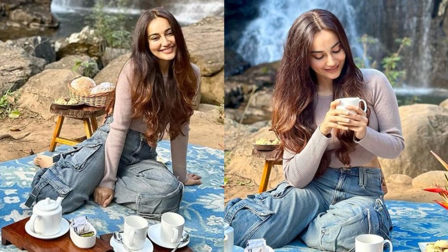 प्राकृति की गोद में छुट्टियां मना रही है सुरभि ज्योति, हसीन अंदाज के साथ शेयर किया ग्लैमर प्राकृति की गोद में छुट्टियां मना रही है सुरभि ज्योति, हसीन अंदाज के साथ शेयर किया ग्लैमर