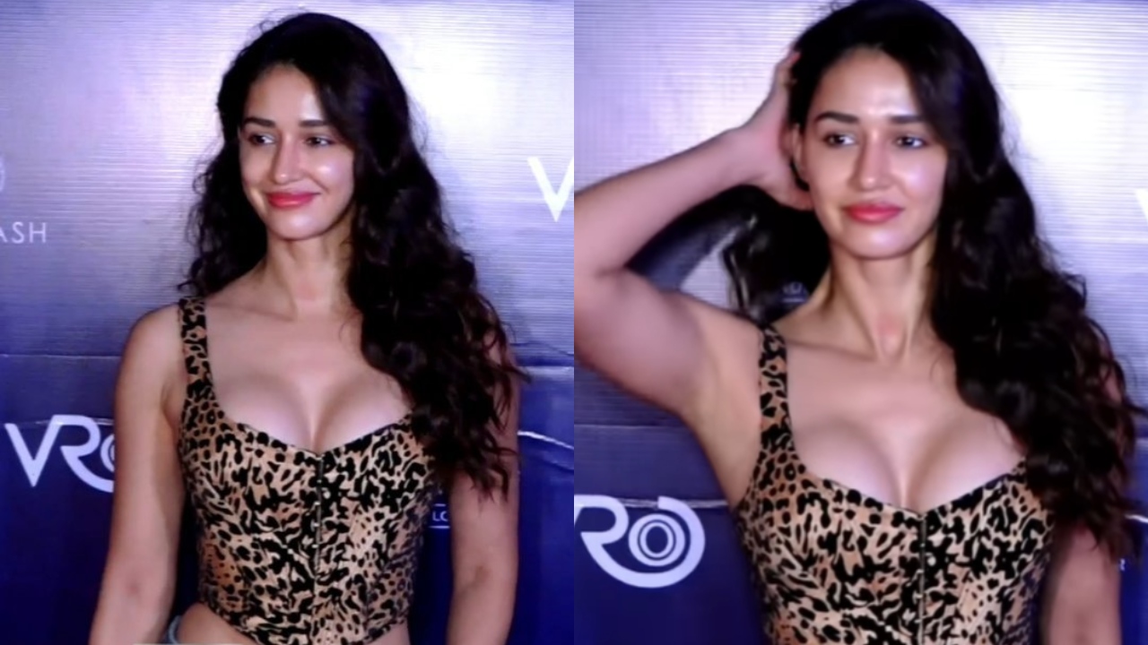 लेपर्ड प्रिंटेड डीप नेक क्रॉप टॉप और डेनिम शॉर्ट्स में दिशा पाटनी ने दिखाए मदमस्त अदाएं, देखे सबूत