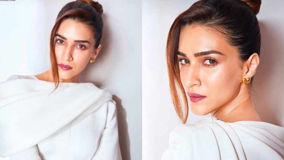 व्हाइट क्लासिक अवतार के साथ कृति सेनन ने शेयर की हसीन अदाएं व्हाइट क्लासिक अवतार के साथ कृति सेनन ने शेयर की हसीन अदाएं