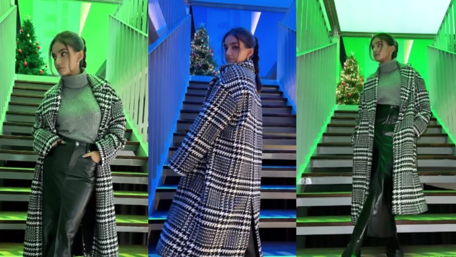 अनुष्का सेन से सीखें विंटर लुक को स्टाइल करने का सही तरीका