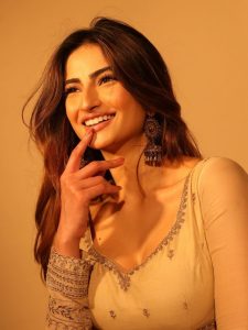 23 की पलक तिवारी ने लगाया ग्लैमर का तड़का