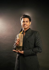 दादासाहब फाल्के इंटरनेशनल फिल्म फेस्टिवल अवॉर्ड्स में स्टार प्लस के शोज और एक्टर्स की दिखी धूम, जानिए किसे मिला बेस्ट टीवी एक्टर और एक्ट्रेस का खिताब 42087