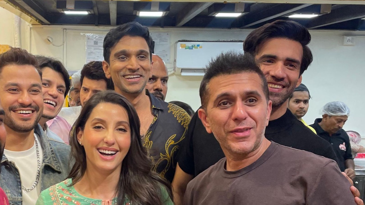 मडगांव एक्सप्रेस की कास्ट संग प्रोड्यूसर रितेश सिधवानी और डायरेक्टर कुणाल खेमू ने की इफ्तार पार्टी