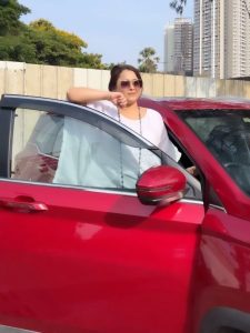 Sonalika Joshi: टीवी पर अचार-पापड़ बेचने वाली माधवी असल जिंदगी में है करोड़ो की मालकिन