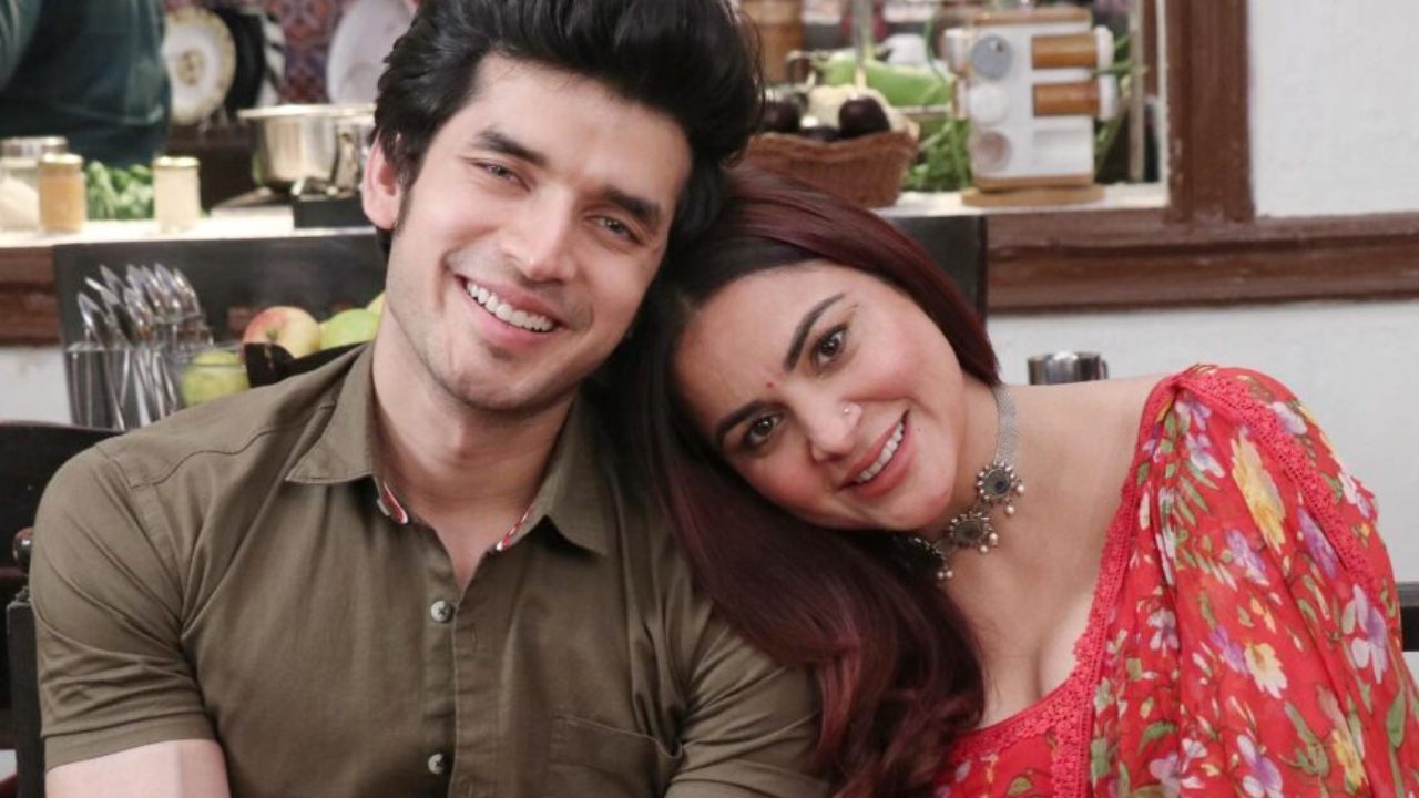 कुंडली भाग्य फेम श्रद्धा आर्या ने शो के लीप के बारे में दी खास जानकारी, पारस कलनावत के किरदार से भी उठाया पर्दा