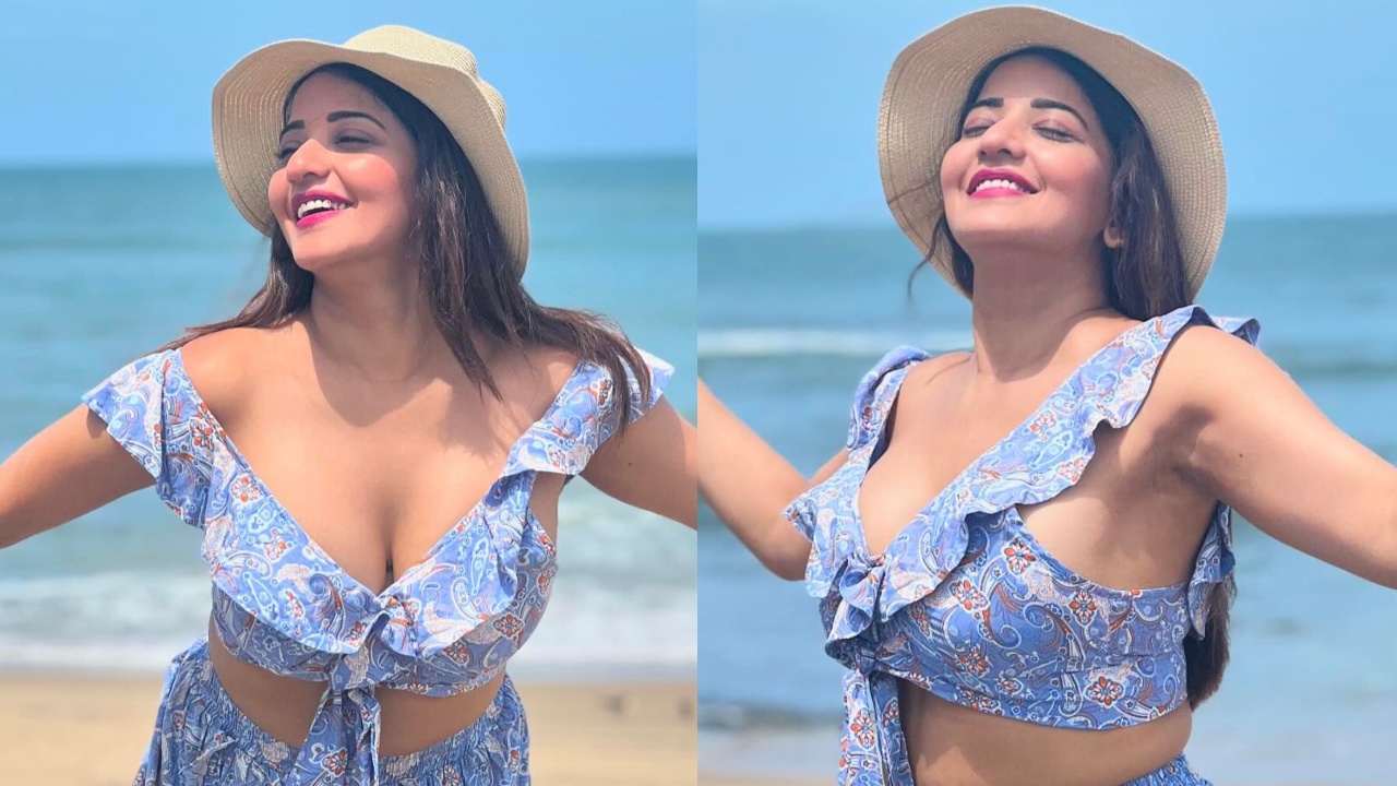 मोनालिसा ने बदन पर सजाया डीप नेक कोर्ड-सेट, यूजर्स की बढ़ी धड़कनें