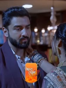 Bhagya Lakshmi Update: ऋषि और मलिष्का की सालगिरह में पहुंची लक्ष्मी, फूट-फूट कर रोई