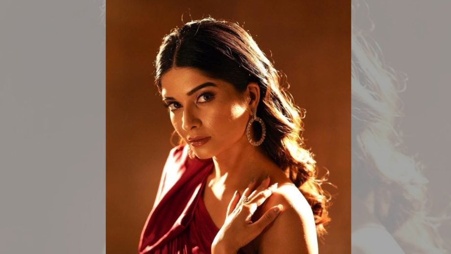 स्टार प्लस के शो ‘गुम है किसी के प्यार में’ की भाविका शर्मा उर्फ ​​सावी ने ईशान और सावी पर प्यार बरसाने के लिए दिया ईश्वी फैंस को धन्यवाद!