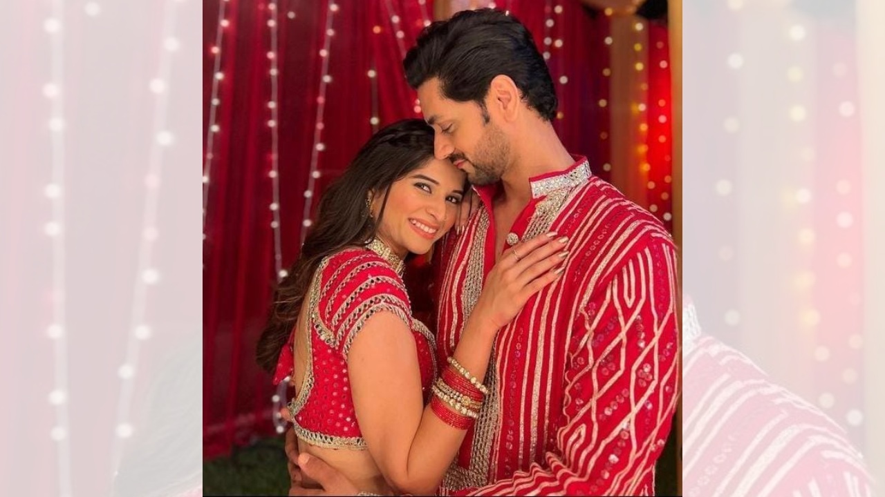 स्टार प्लस के शो ‘गुम है किसी के प्यार में’ के ईशान और सावी ने किया एक दूसरे से प्यार का इजहार! शक्ति अरोड़ा और भाविका शर्मा ने खोले राज!