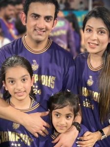 KKR की जीत के बाद पत्नी संग छुट्टियां मना रहे हैं गौतम गंभीर