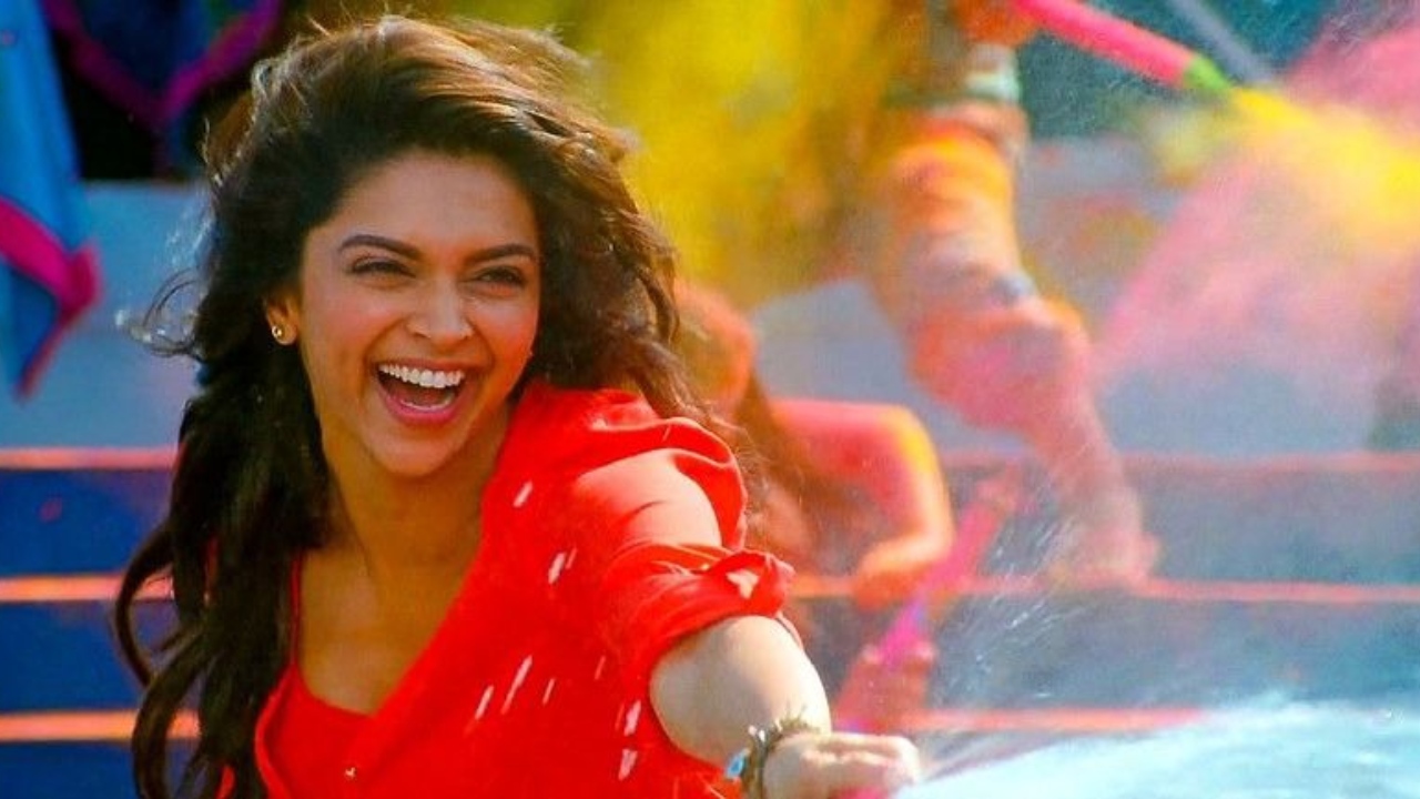 दीपिका पादुकोण स्टारर फिल्म “ये जवानी है दीवानी” के सुपरहिट ट्रैक “बलम पिचकारी” और “बदतमीज़ दिल” 11 साल बाद भी हैं बेहद पॉपुलर