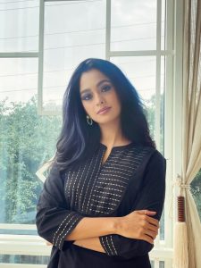 Mugdha Chaphekar: सिंपल लुक में भी कहर ढाती है कुमकुम भाग्य की प्राची, कातिलाना अदाओं पर अटकीं फैंस की निगाहें