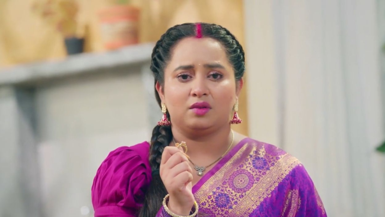 Mann Atisundar Spoiler: राधिका ने दिव्यम के हाथों में देखा तलाक के कागजात, हुई परेशान