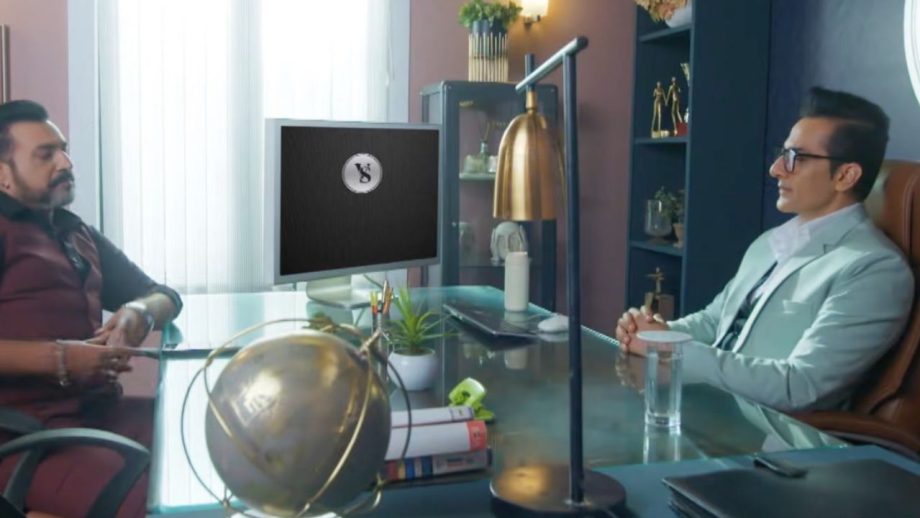 Anupamaa Written Update 2nd August: अंकुश और बरखा के घर पहुंची अनुपमा, आशा भवन खरीदने की कोशिश में वनराज