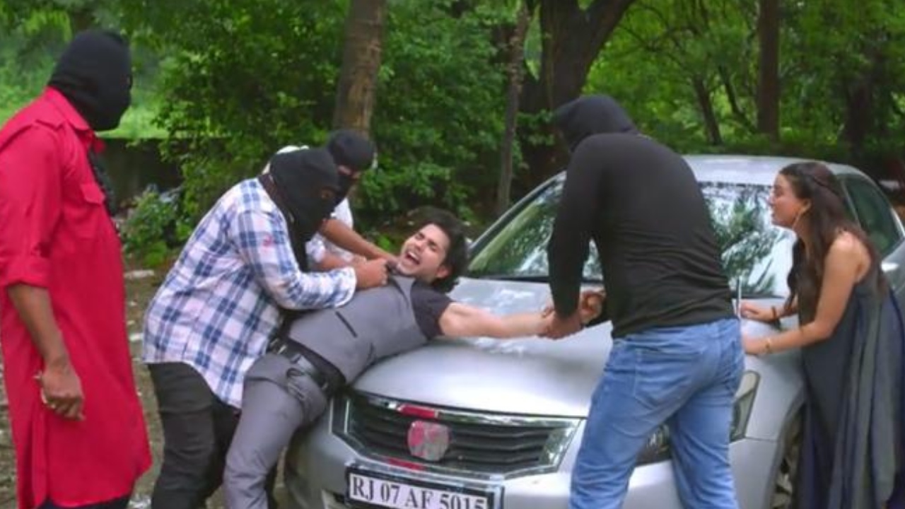 Mann Sundar Spoiler: अग्नि की चाल बनी मुसीबत, गुंडों ने नाहर के पेट में घोंपा चाकू