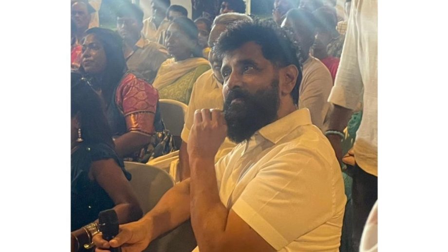 चियान विक्रम ने सक्सेस पार्टी में कास्ट और क्रू के साथ मनाया “तंगलान” की सफलता का जश्न!