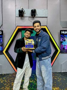 बीटी एंड्रॉयड ने एक भयंकर फाइनल मुकाबले में खिताब हासिल किया, क्योंकि एल्विश यादव की टीम ने अमेजन एमएक्स प्लेयर के प्लेग्राउंड एस4 में जीत हासिल की 53390