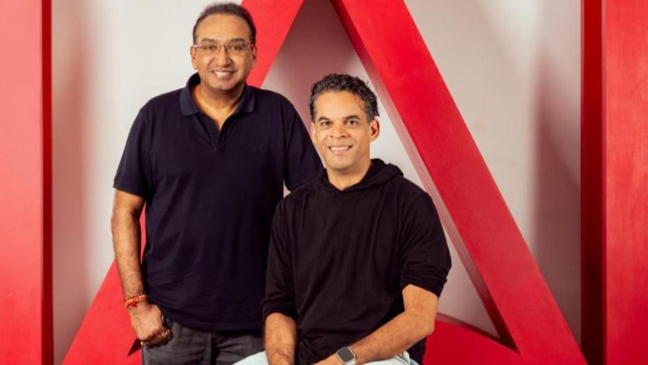 2025 की धमाकेदार शुरुआत अप्लॉज एंटरटेनमेंट और आंदोलन फिल्म्स की ब्लैक वारंट के साथ हुई, जो अब नेटफ्लिक्स पर स्ट्रीम हो रही है