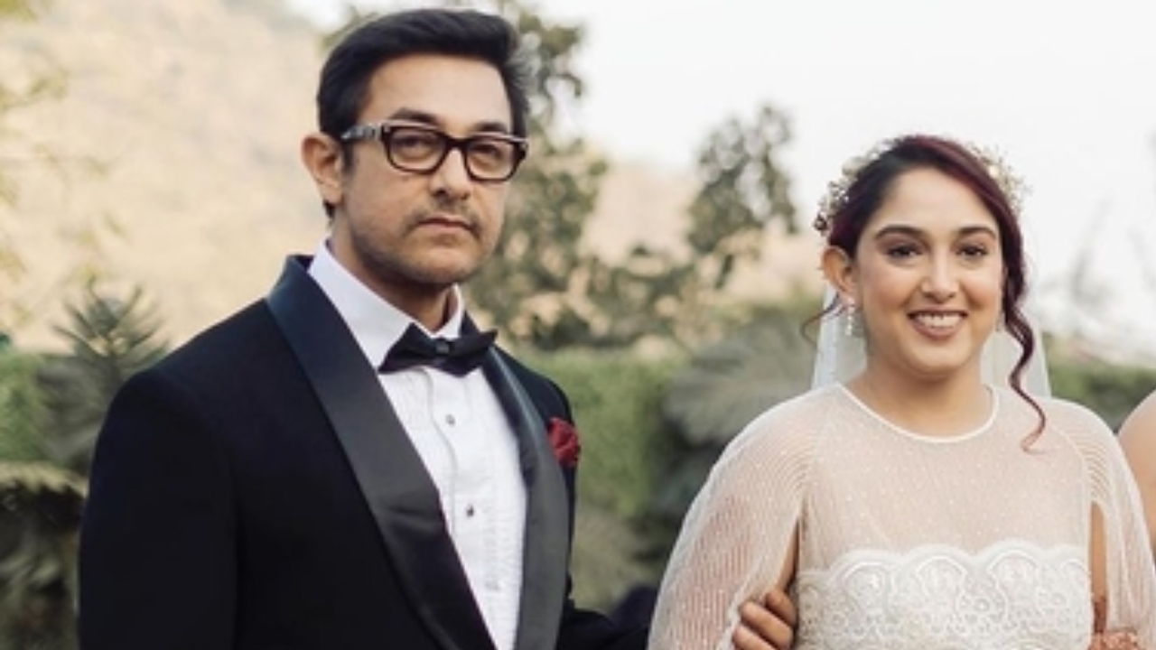 भावुक दिख रही इरा खान आमिर खान के साथ रवाना हुईं; नेटिज़न्स ने पापराज़ी की आलोचना की